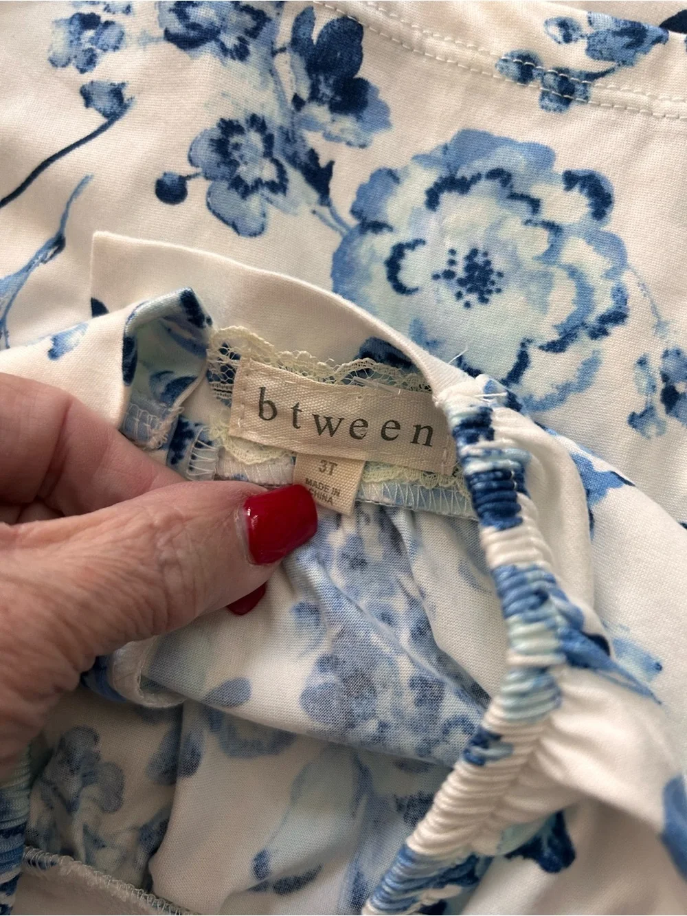 NWT btween White and Blue Floral Girls Pajama Set. 3 Piece Set Size 3T